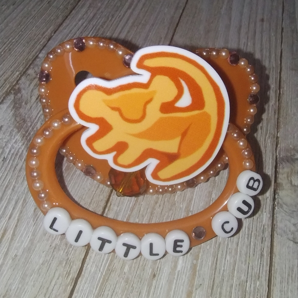 Adult Pacifier - Picture 3 of 4